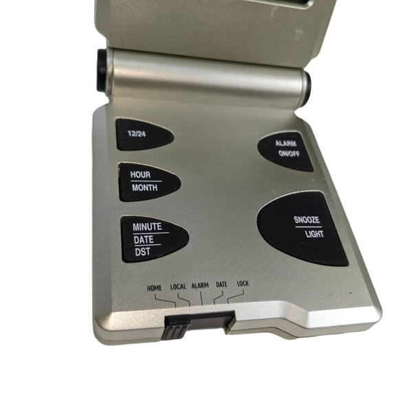 Samsonite Travel Alarm Clock With World Time & Snooze Function - Picture 3 of 5